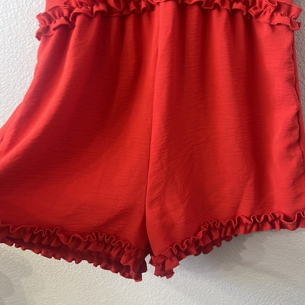 Rust colored lightweight romper. Size medium. EUC - Picture 4 of 8